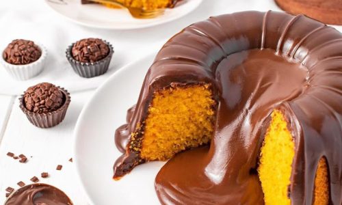 Bolo de Cenoura com Cobertura de Chocolate – Receita Profissional e Fofinha